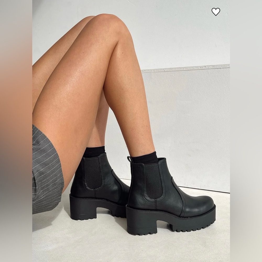 Princess Polly Eamon Platform Boot